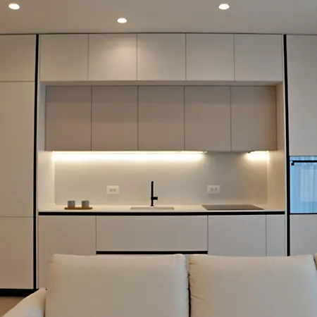 Milky Way I 2 Bedroom Rare Find In Aviatiei * Bucharest